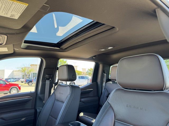 Used 2022 GMC Sierra 1500 Denali AWD/4WD image 34