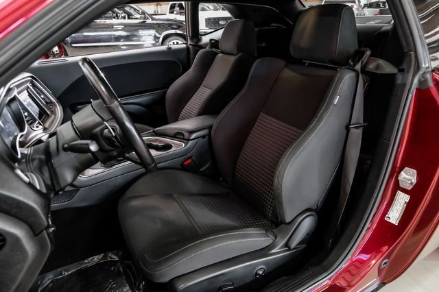 Used 2019 Dodge Challenger R/T w/ Cold Weather Group image 29