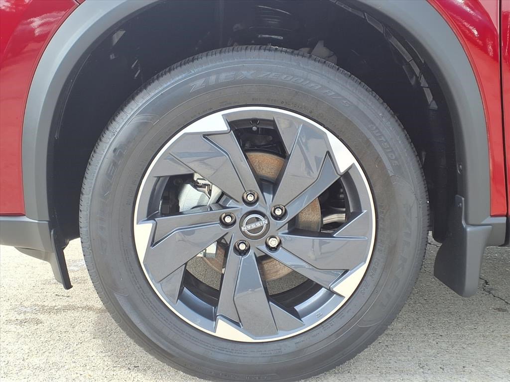 New 2026 Nissan Rogue SV image 3