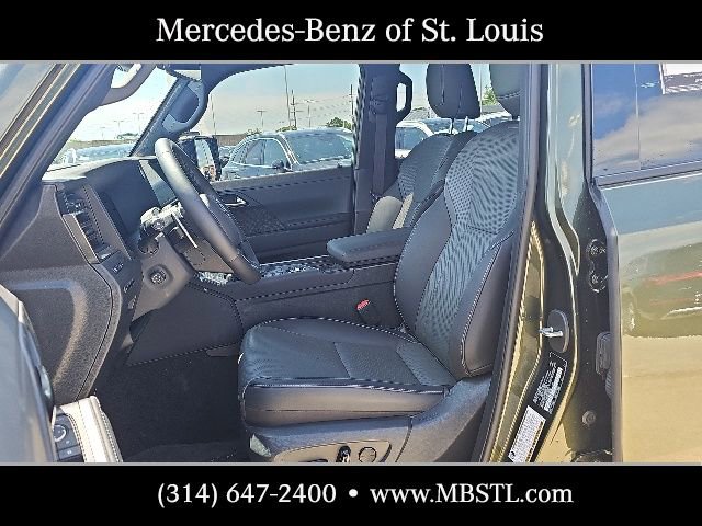 Used 2025 Lexus GX 550 w/ Accessory Package (2T) AWD/4WD image 15