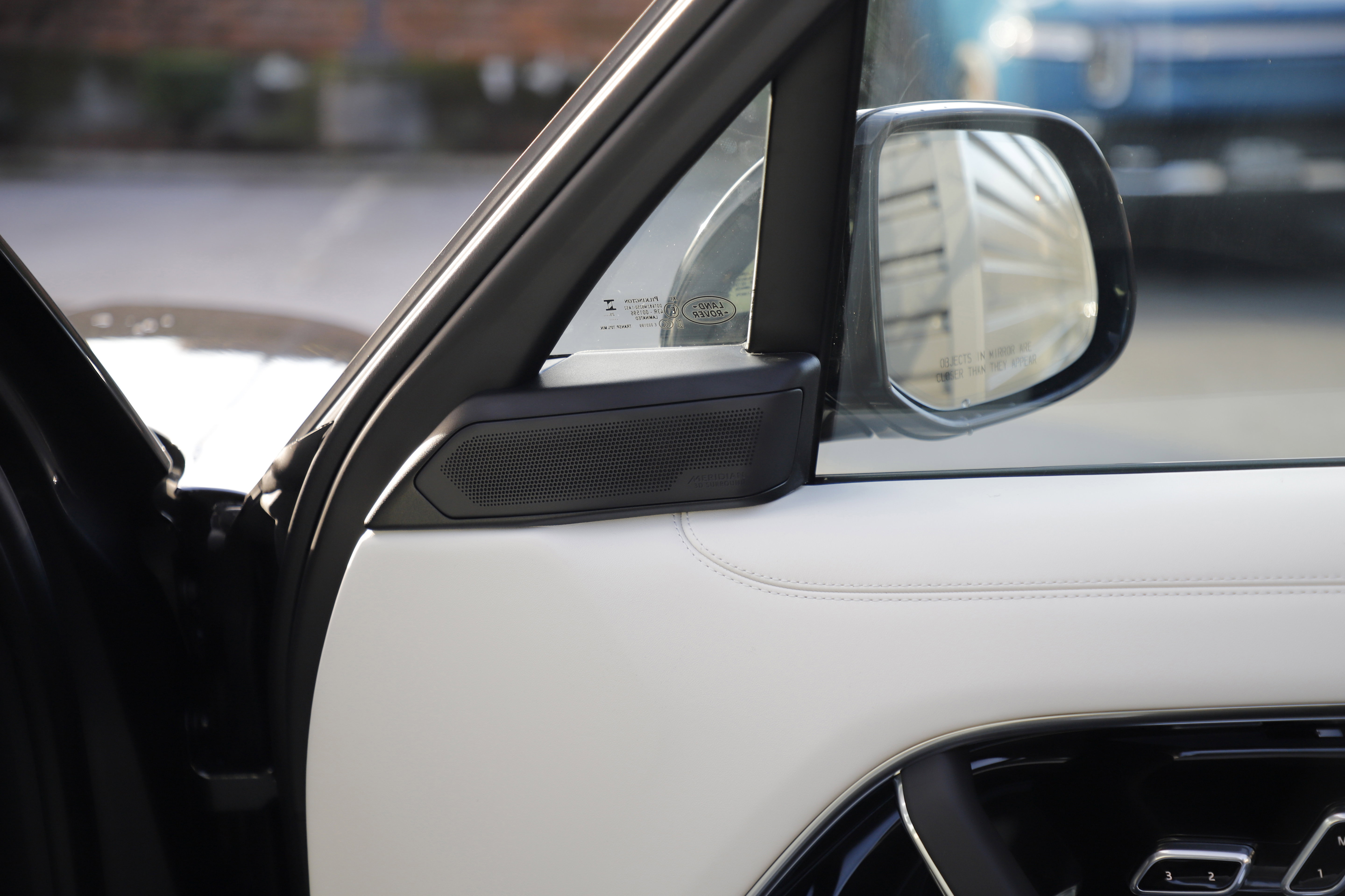 New 2026 Land Rover Range Rover SE image 10