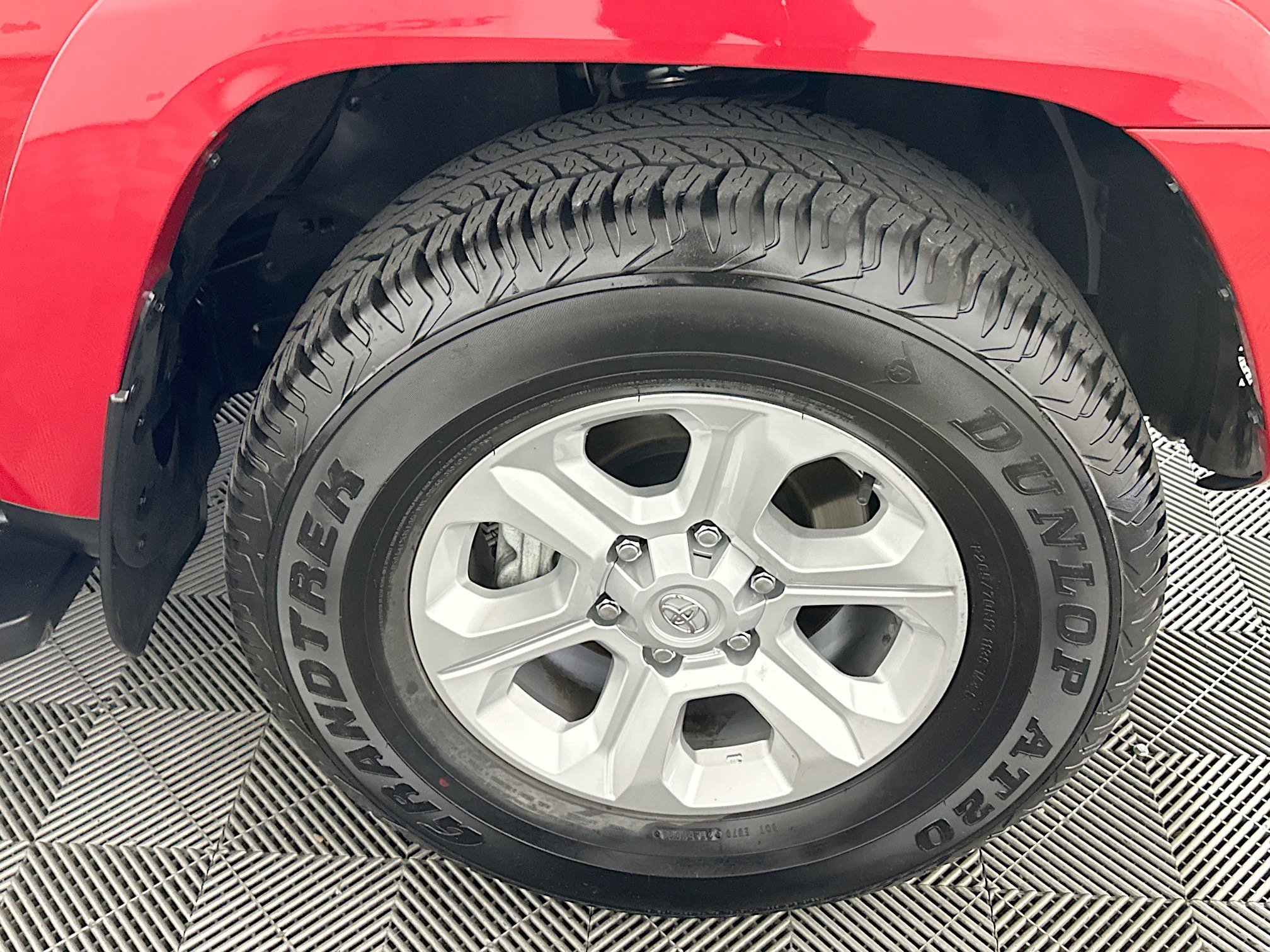 Used 2024 Toyota 4Runner SR5 image 11