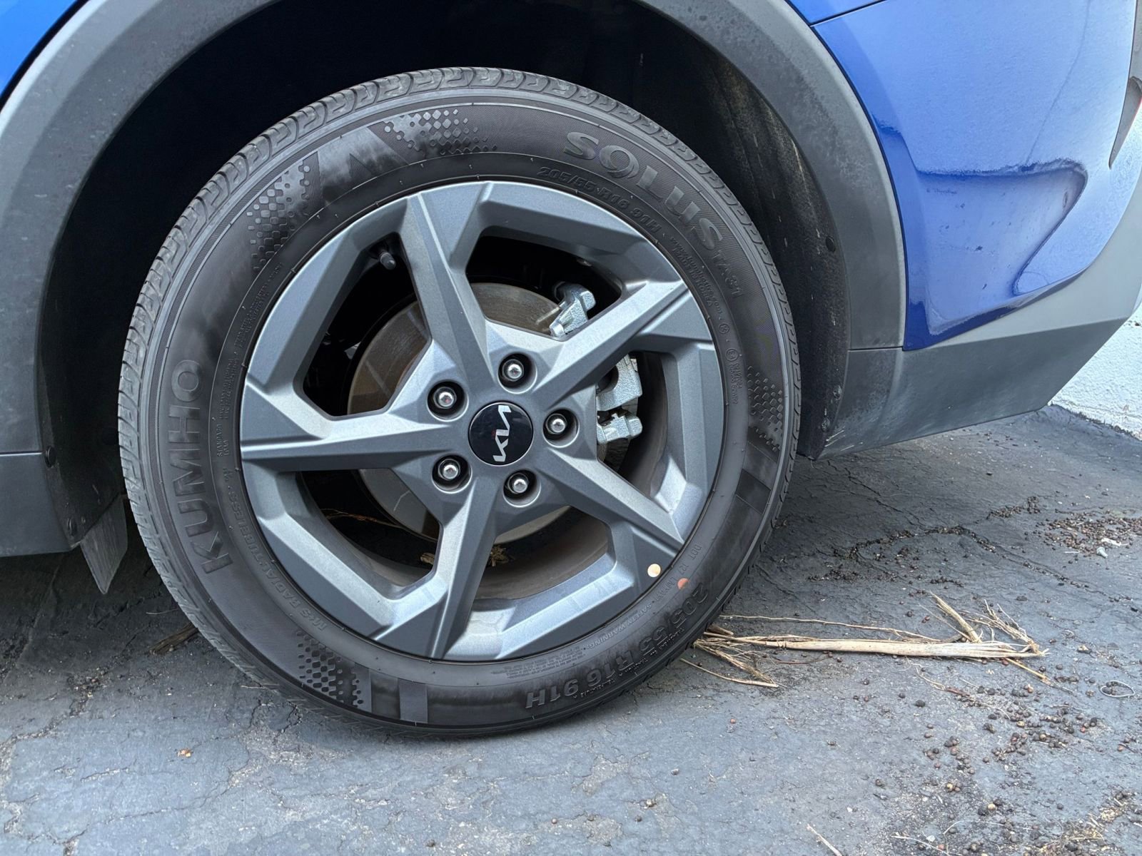 Used 2025 Kia K4 LXS image 29