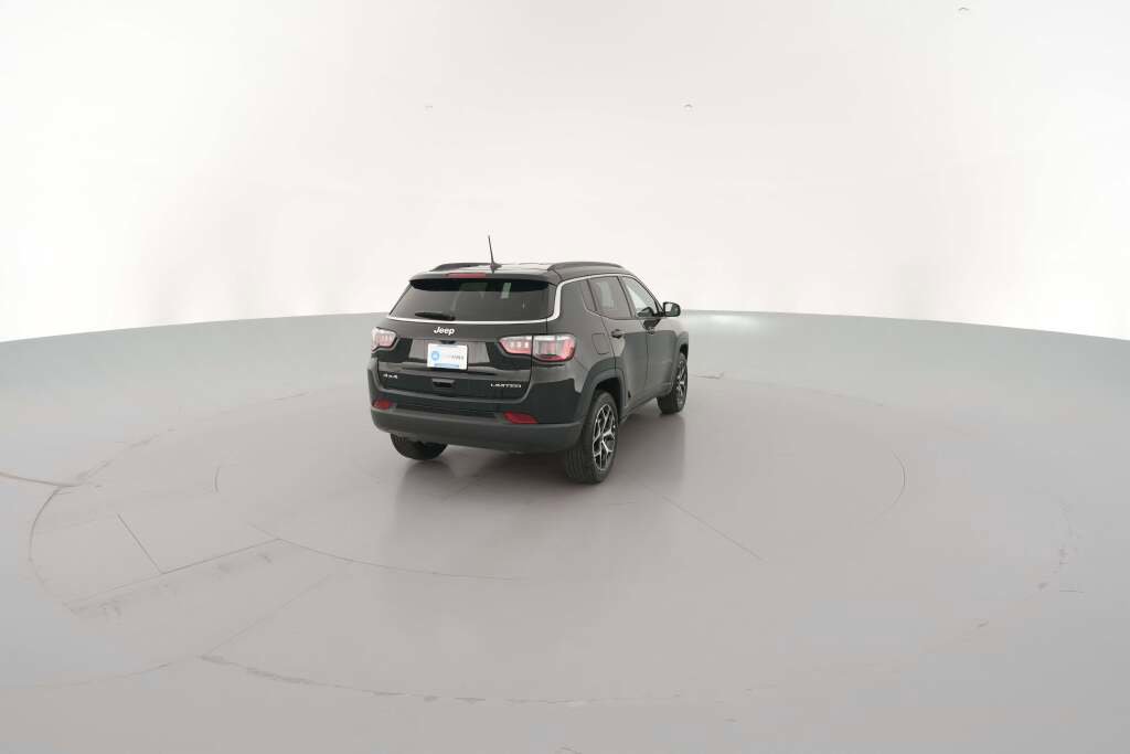 New 2026 Jeep Compass Limited image 11