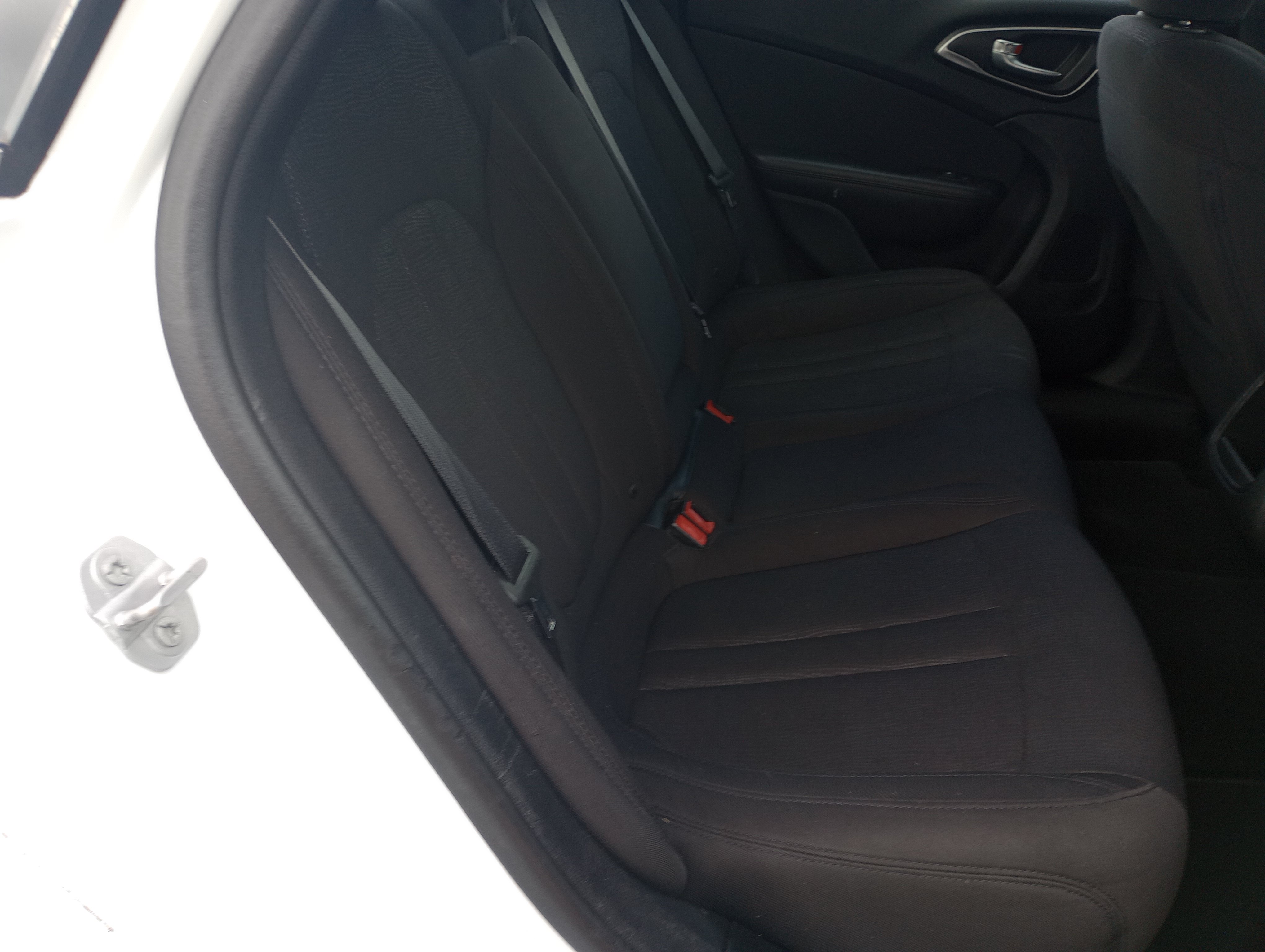 Used 2015 Chrysler 200 Limited FWD image 12