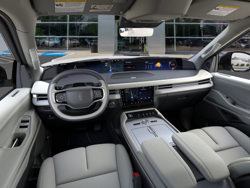 New 2026 Lincoln Navigator Premiere AWD/4WD image 9