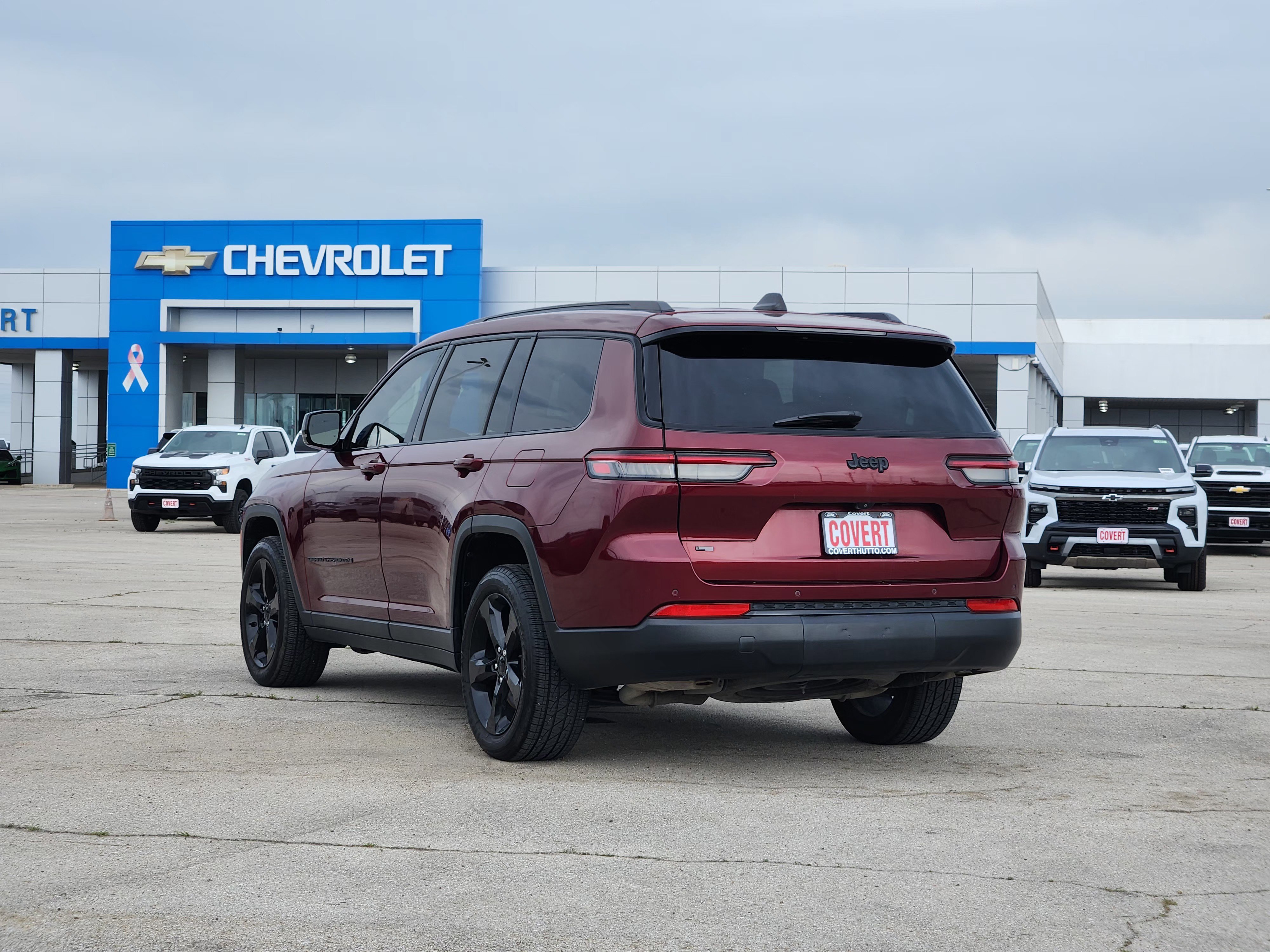 Used 2021 Jeep Grand Cherokee L Laredo RWD image 5