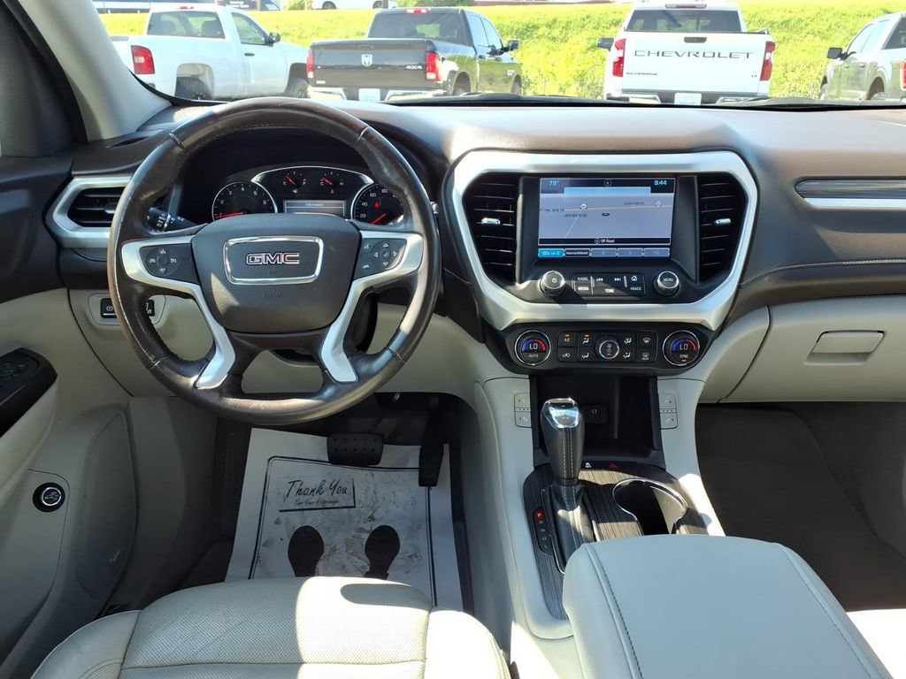 Used 2019 GMC Acadia SLT FWD image 17