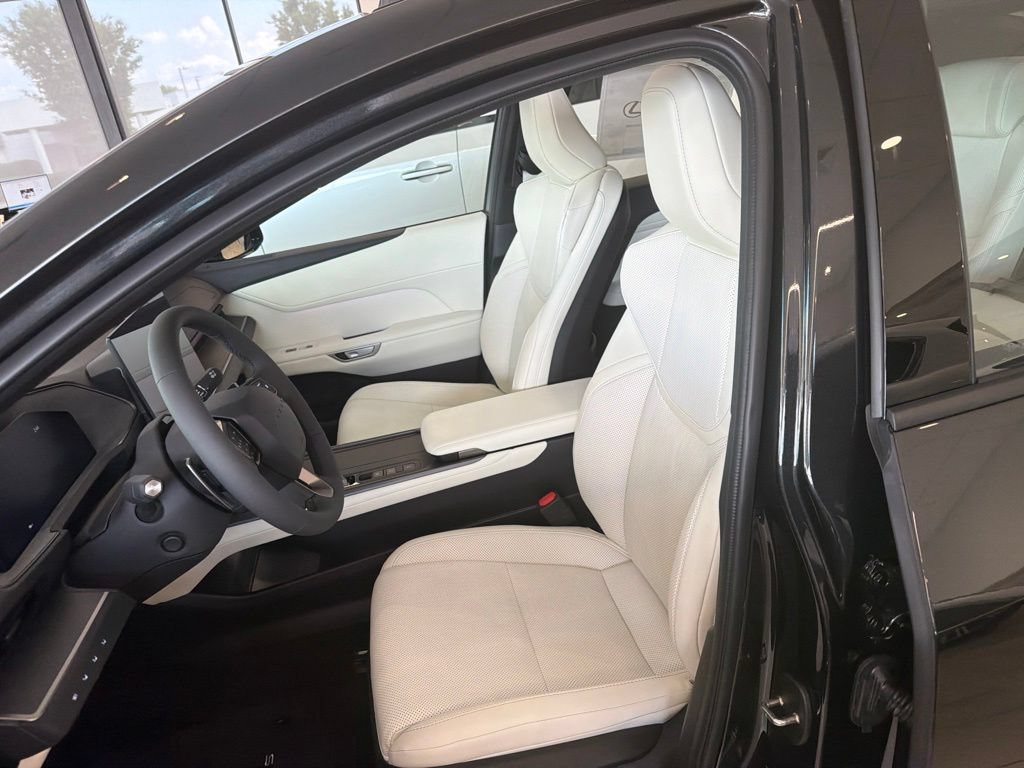 New 2026 Lexus ES 500e AWD/4WD image 6