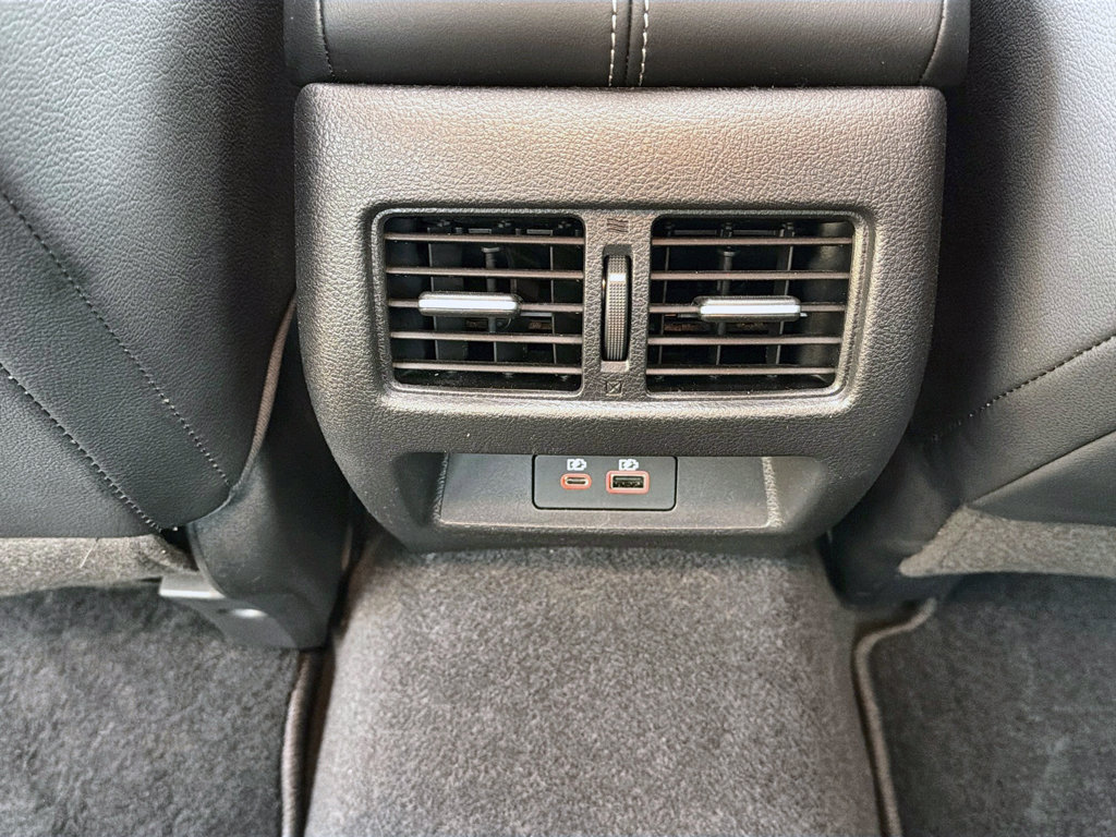 Used 2024 Nissan Altima 2.5 SL FWD image 41