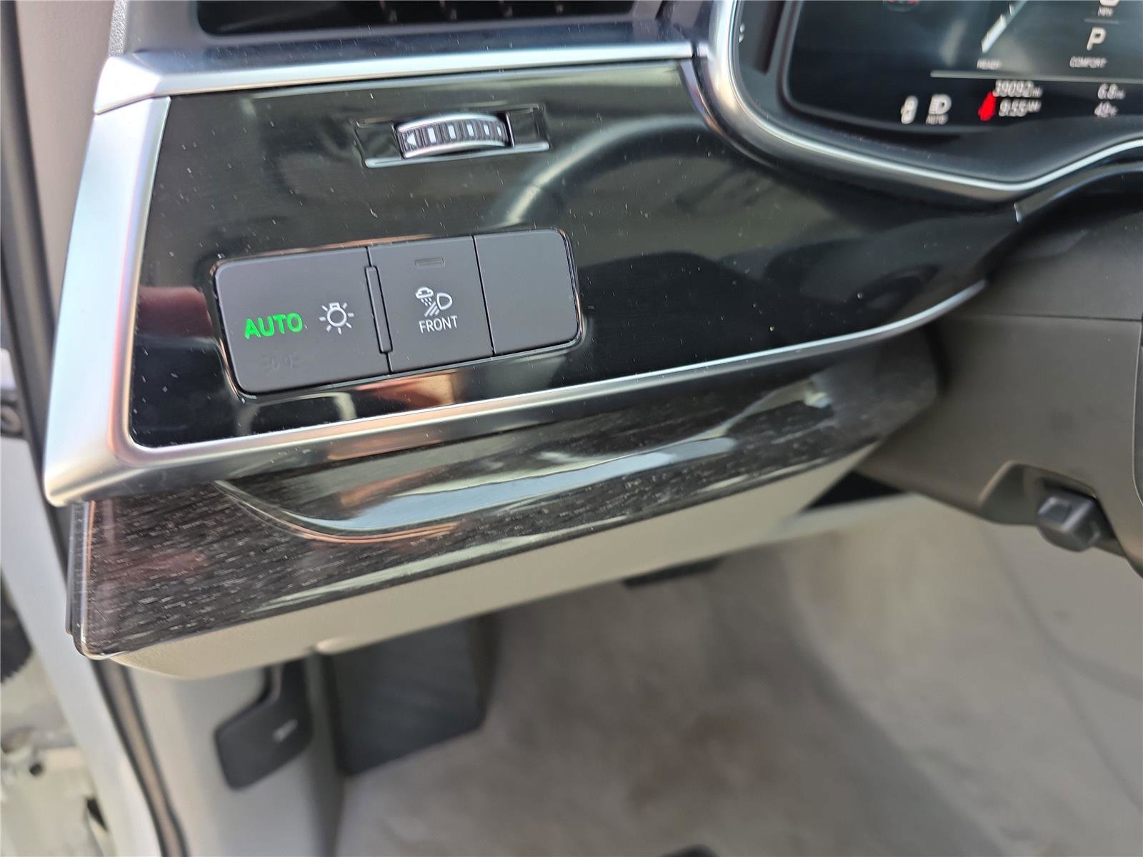 Used 2024 Audi Q7 3.0T Premium Plus image 17