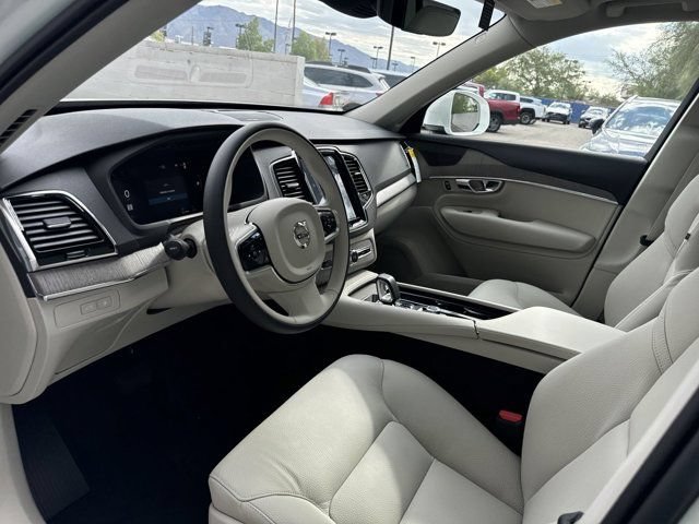 New 2025 Volvo XC90 T8 Plus w/ Protection Package Premier AWD/4WD image 10
