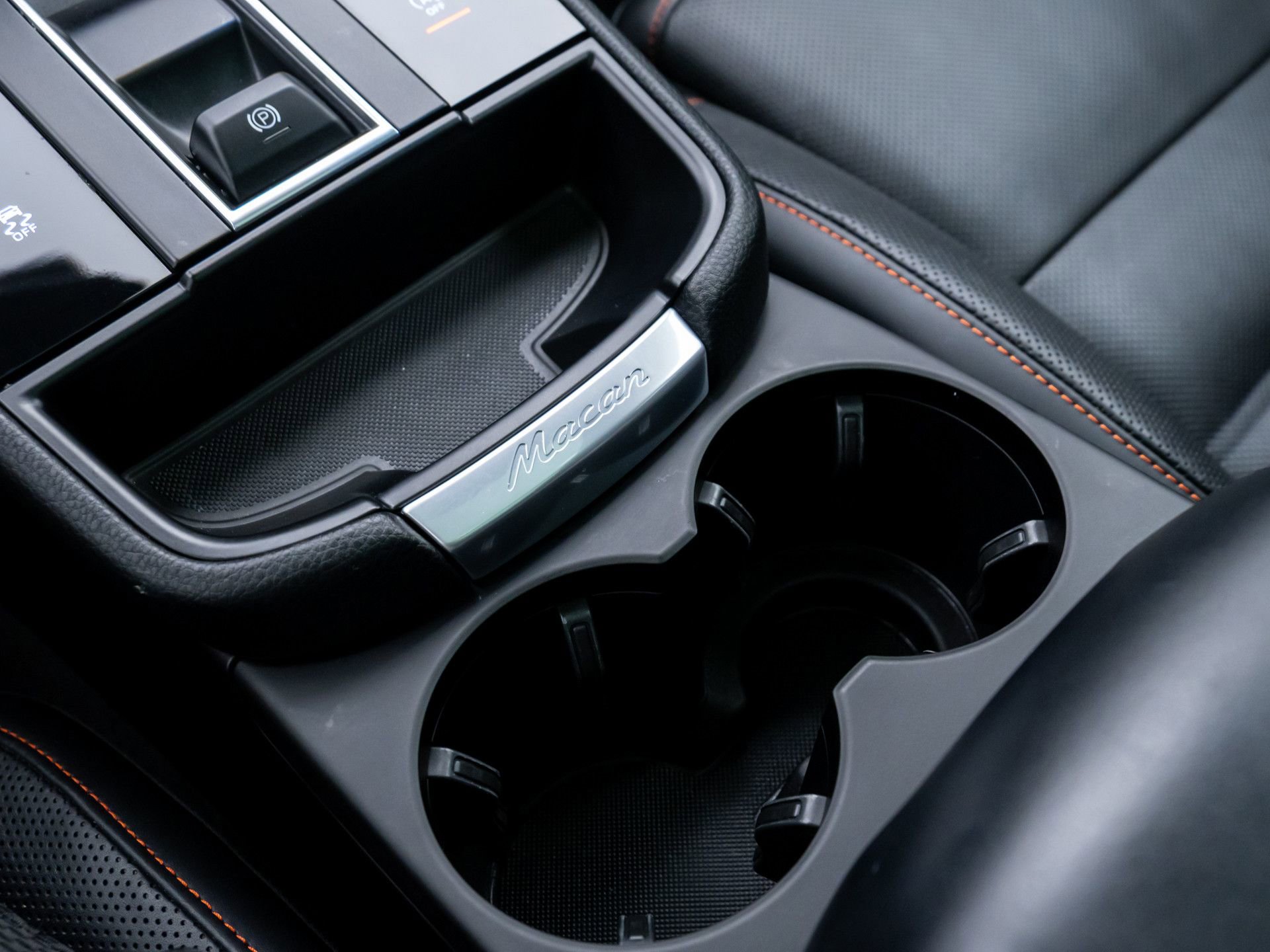 Certified 2023 Porsche Macan S image 27