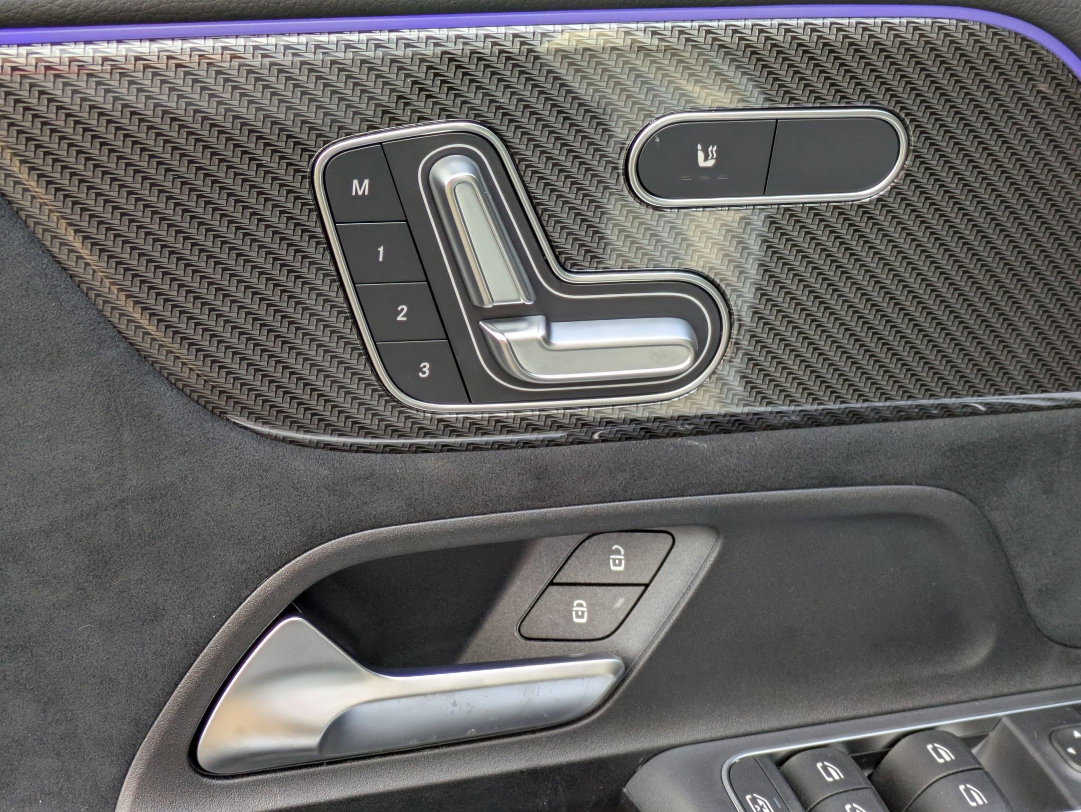 New 2026 Mercedes-Benz GLB 250 image 15