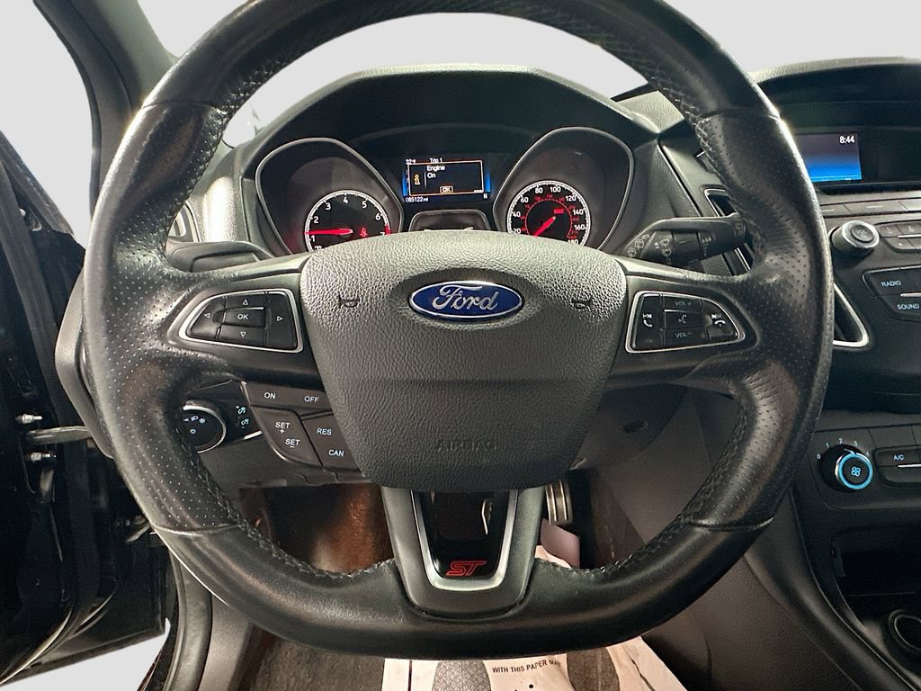 Used 2016 Ford Focus ST image 12