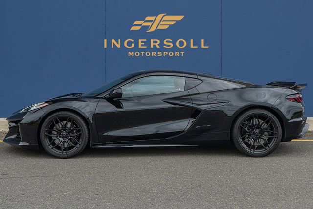 Used 2024 Chevrolet Corvette Z06 image 4