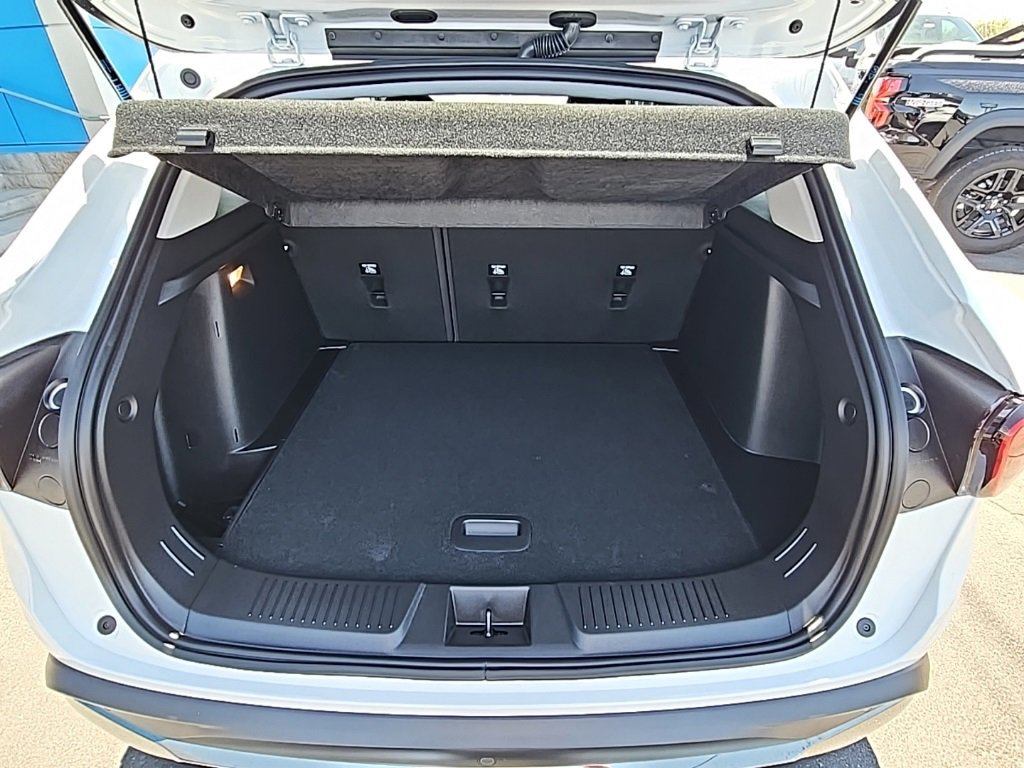 New 2026 Chevrolet Trax ACTIV w/ Sunroof Package image 12