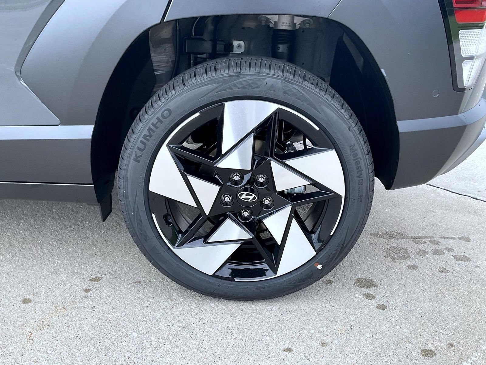 New 2026 Hyundai Kona Limited AWD/4WD image 22