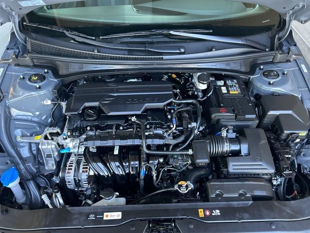 Certified 2026 Hyundai Elantra SE image 32