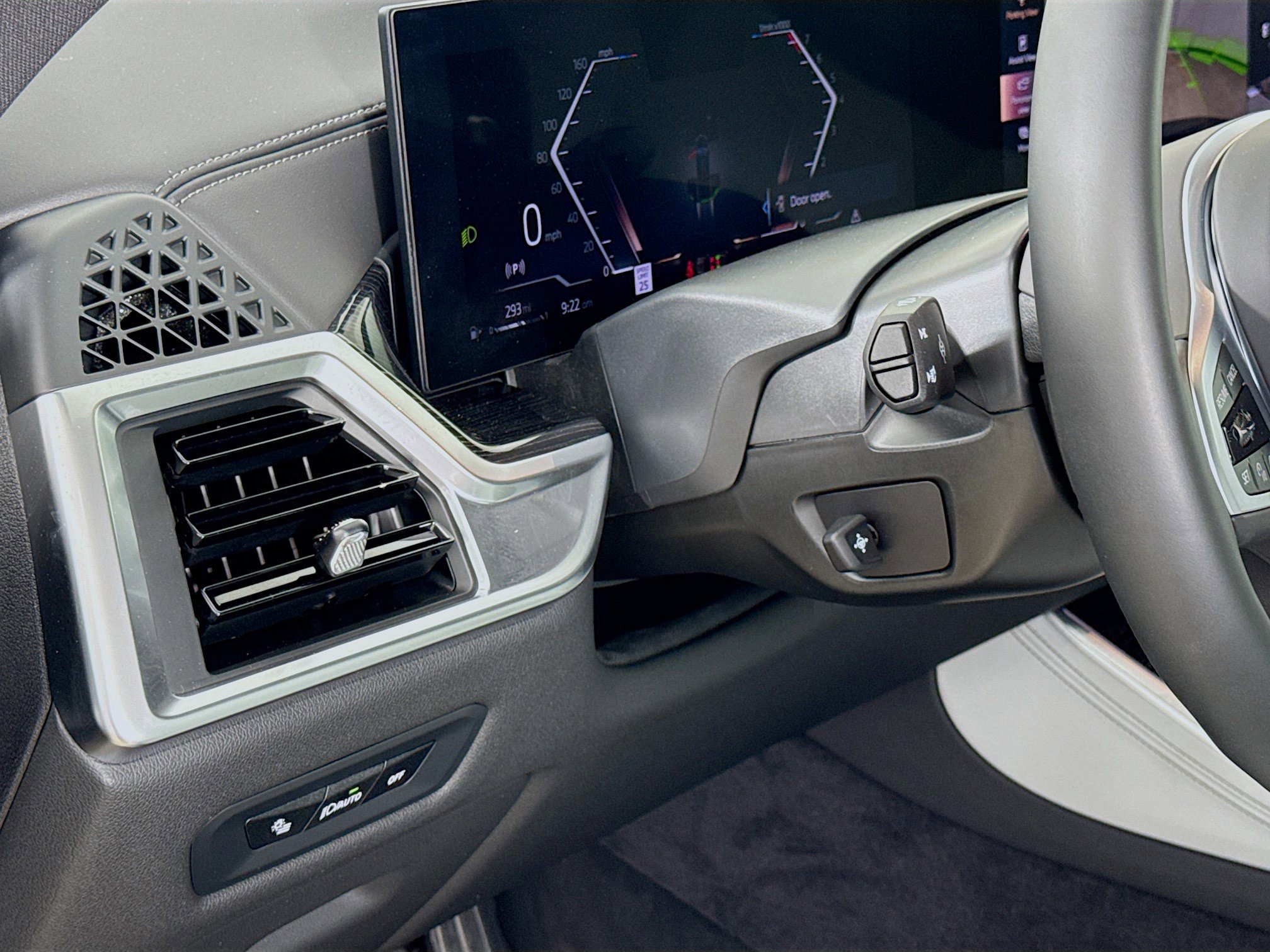 Used 2026 BMW X5 sDrive40i w/ M Sport Package RWD image 10