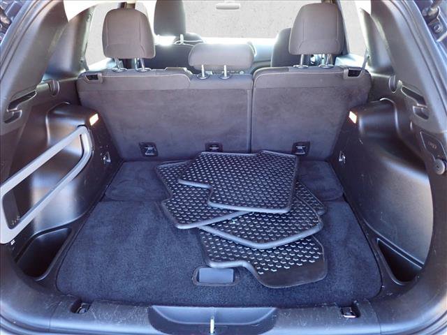 Used 2015 Jeep Cherokee Latitude w/ Cold Weather Group image 8