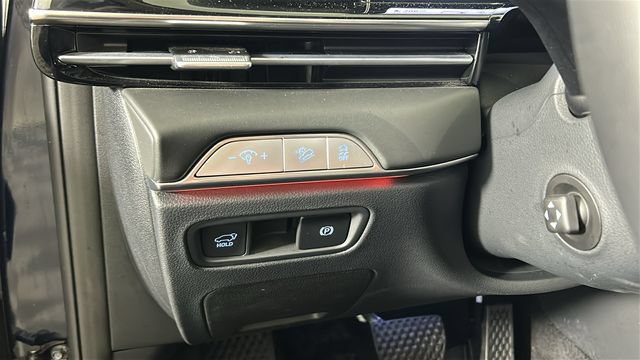 Used 2025 Genesis GV80 2.5T Standard AWD/4WD image 19