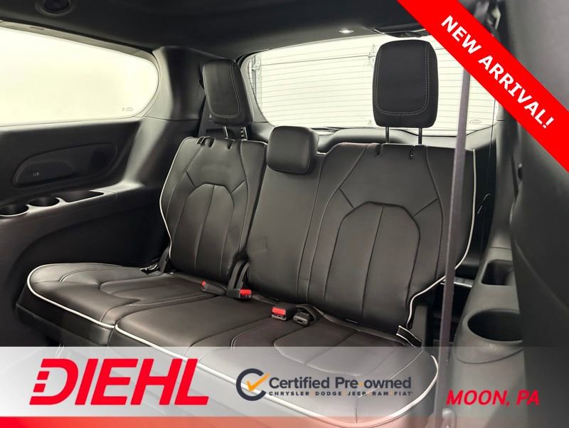 Used 2026 Chrysler Pacifica Limited w/ S Appearance Package AWD/4WD image 20