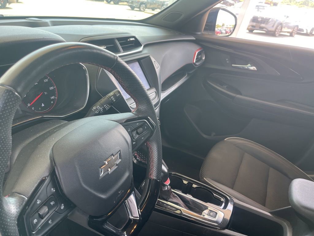 Used 2023 Chevrolet TrailBlazer RS image 11
