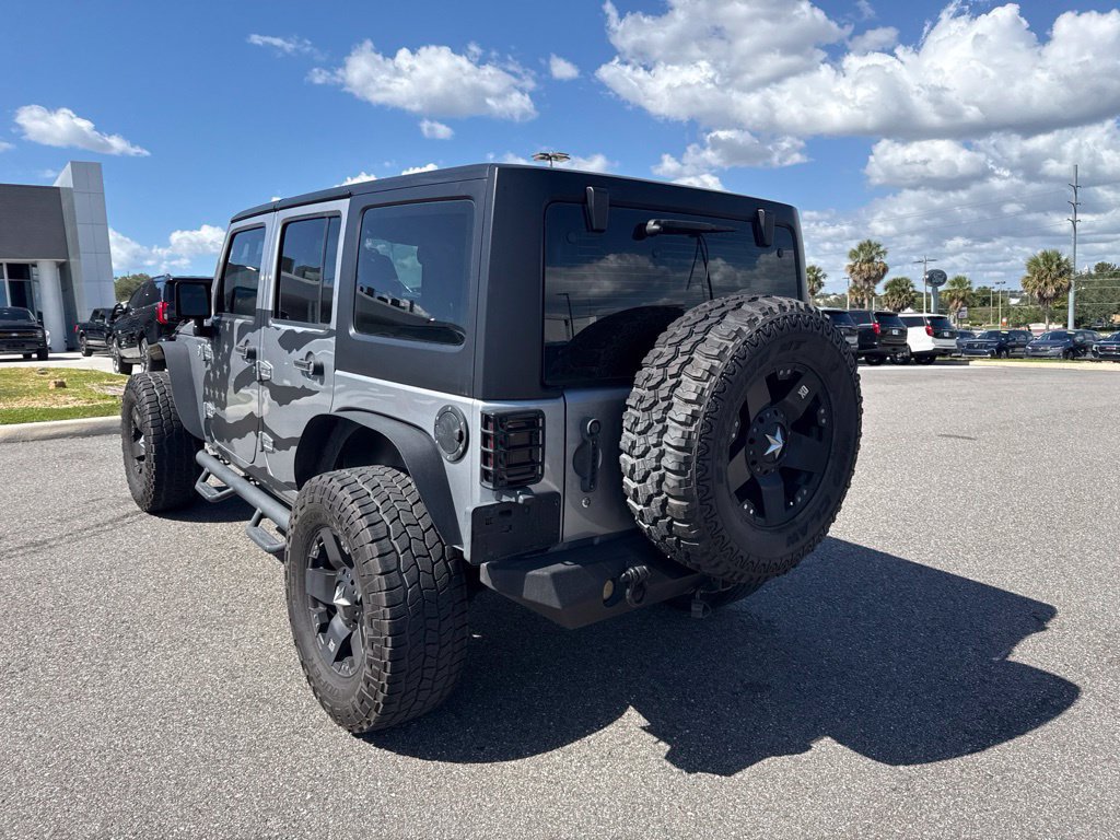 Used 2018 Jeep Wrangler Unlimited Sport AWD/4WD image 3