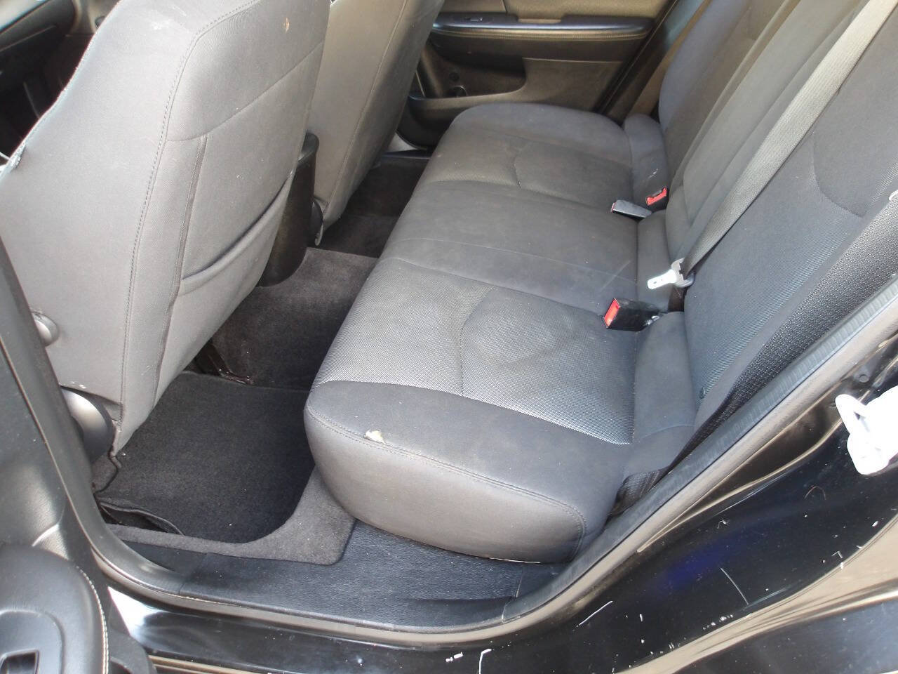 Used 2013 Dodge Avenger SXT FWD image 17