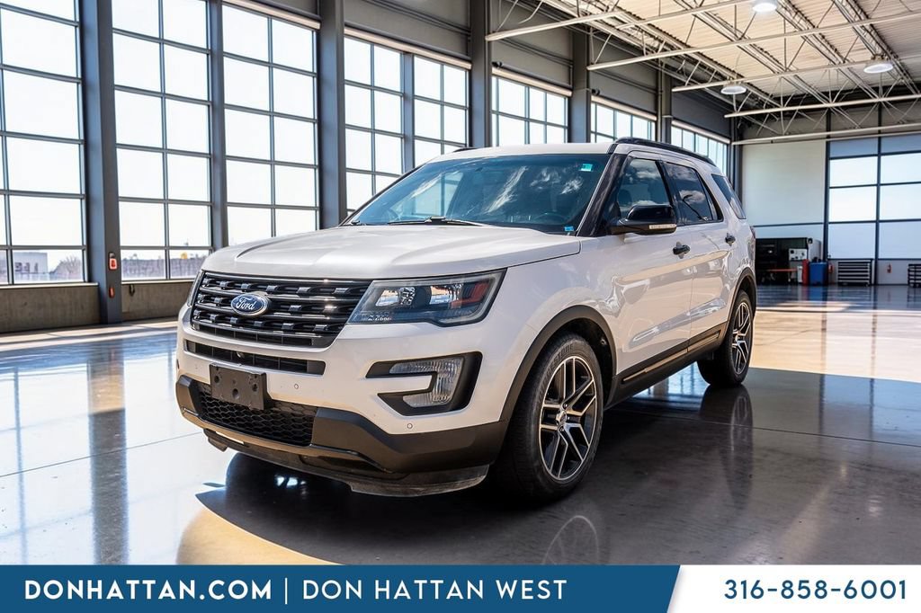 Used 2016 Ford Explorer Sport w/ Equipment Group 401A AWD/4WD image 30
