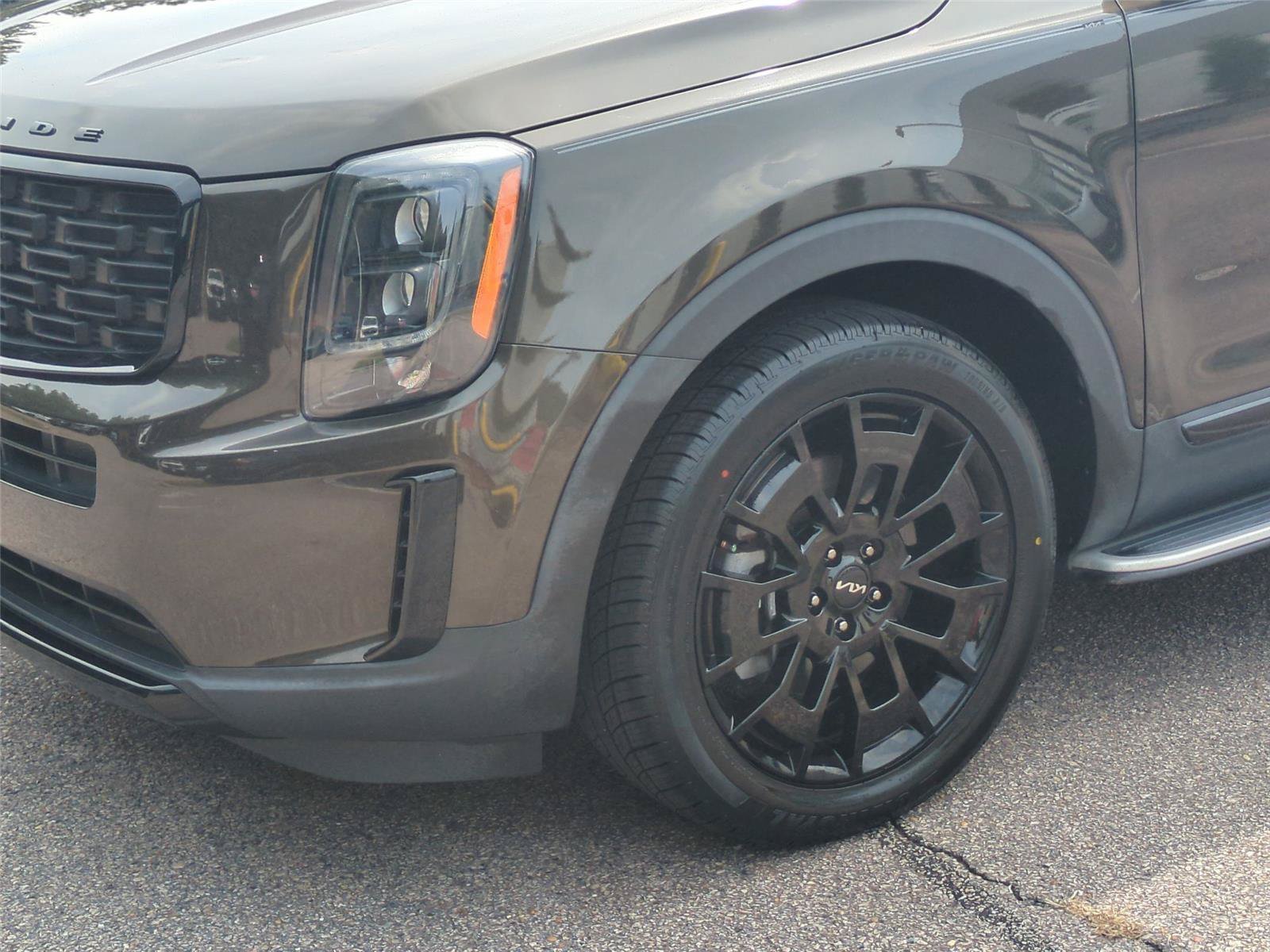 Used 2022 Kia Telluride EX w/ EX Premium Package AWD/4WD image 9