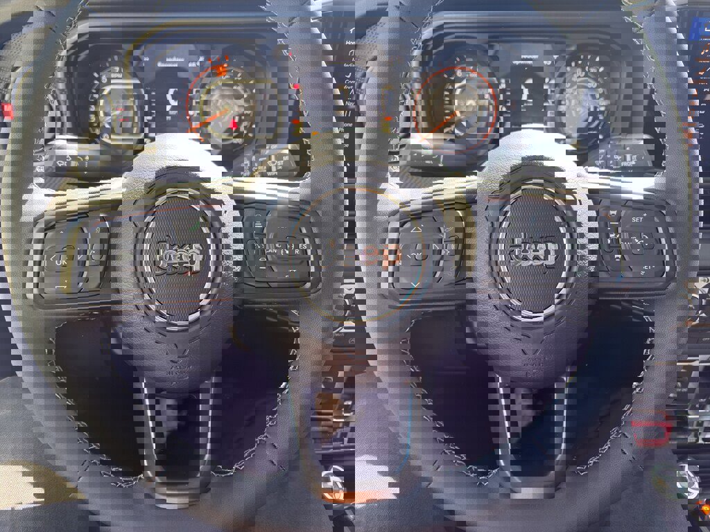 Used 2026 Jeep Wrangler Rubicon image 12