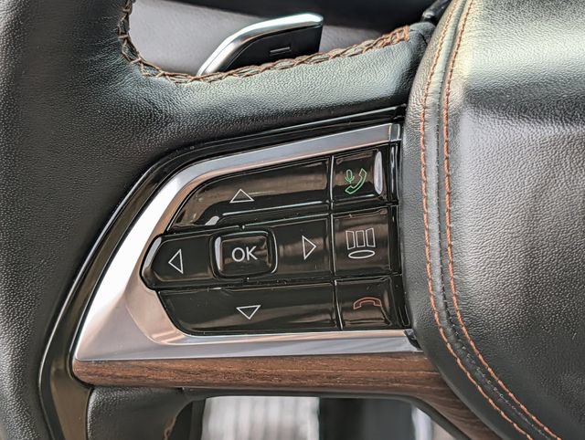 Used 2025 Jeep Grand Cherokee L Summit AWD/4WD image 22