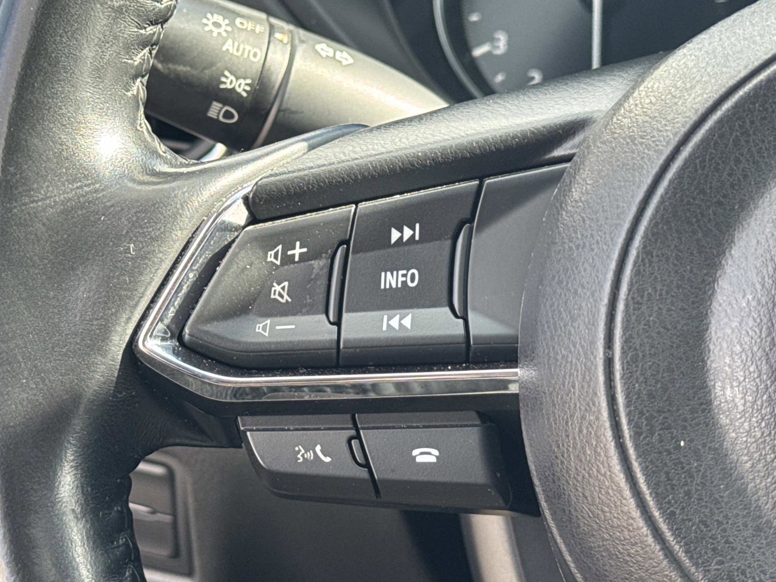 Used 2023 MAZDA CX-5 AWD 2.5 S w/ Premium Package image 9