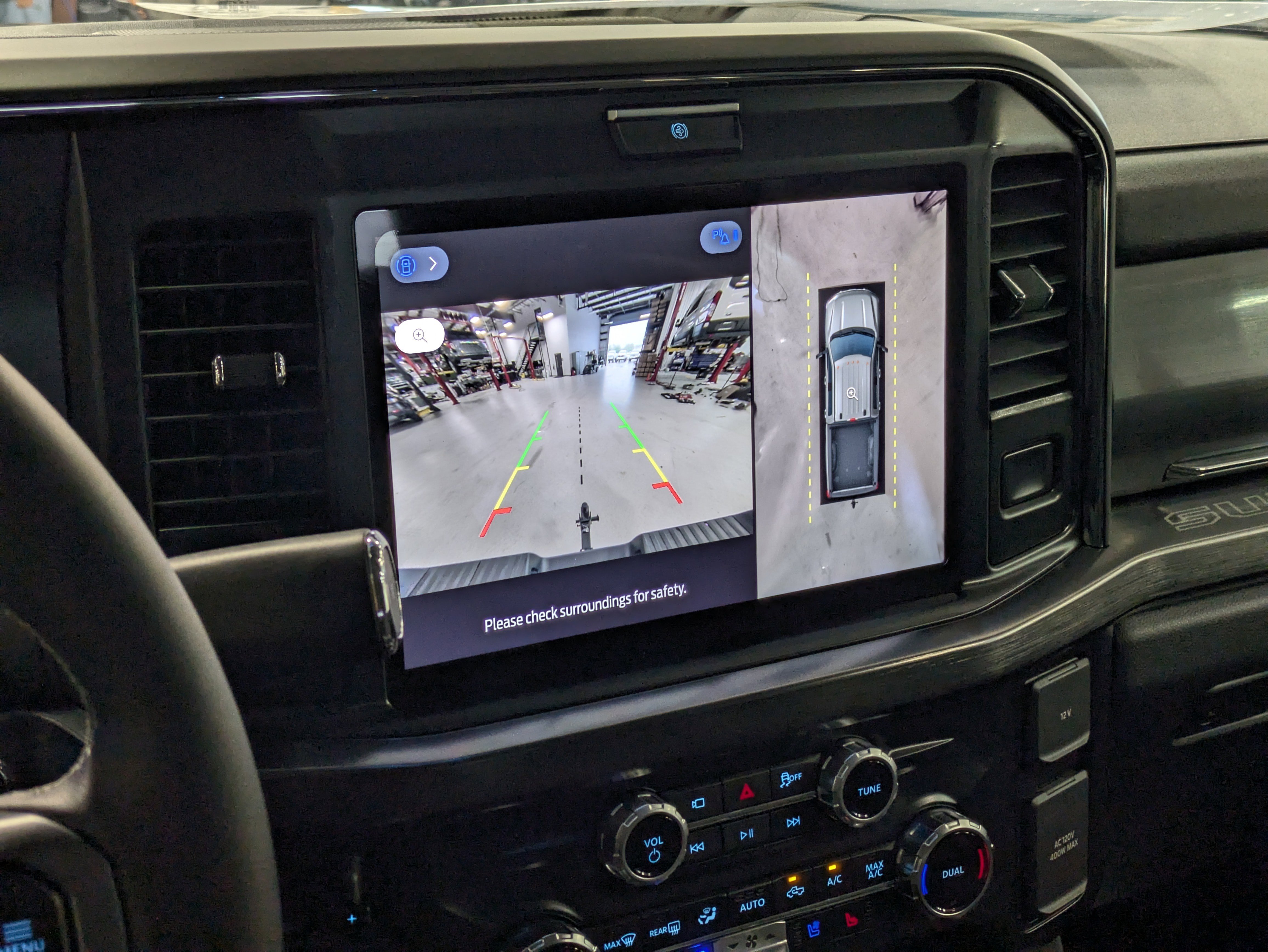 New 2025 Ford F250 Lariat w/ Lariat Ultimate Package image 48