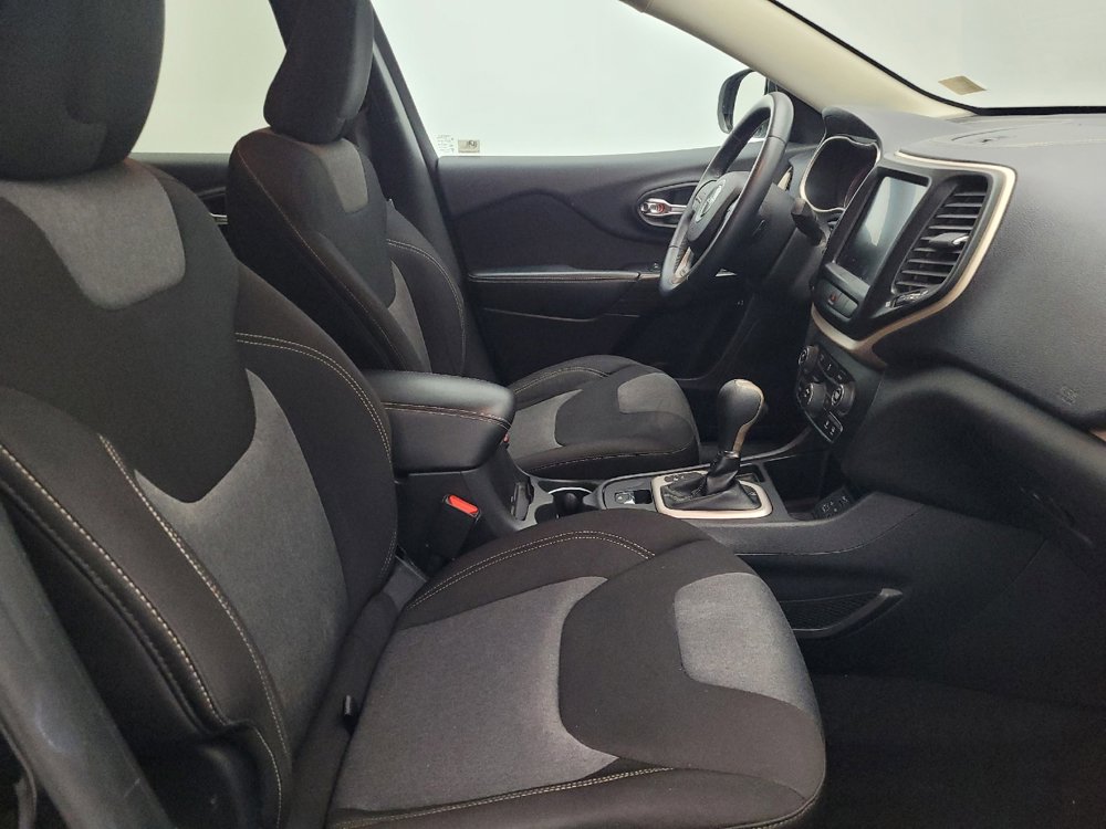 Used 2014 Jeep Cherokee Latitude image 21