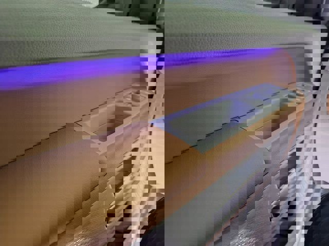 New 2025 Volkswagen ID. Buzz 1st Edition image 15