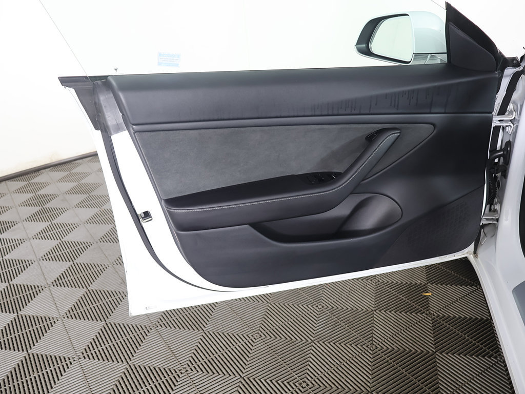 Used 2019 Tesla Model 3 Mid Range RWD image 24