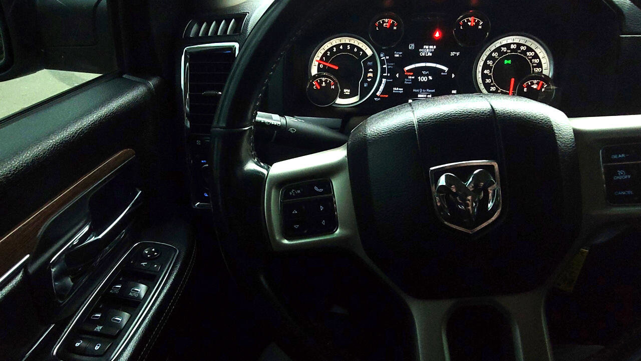 Used 2017 RAM 1500 Laramie image 17