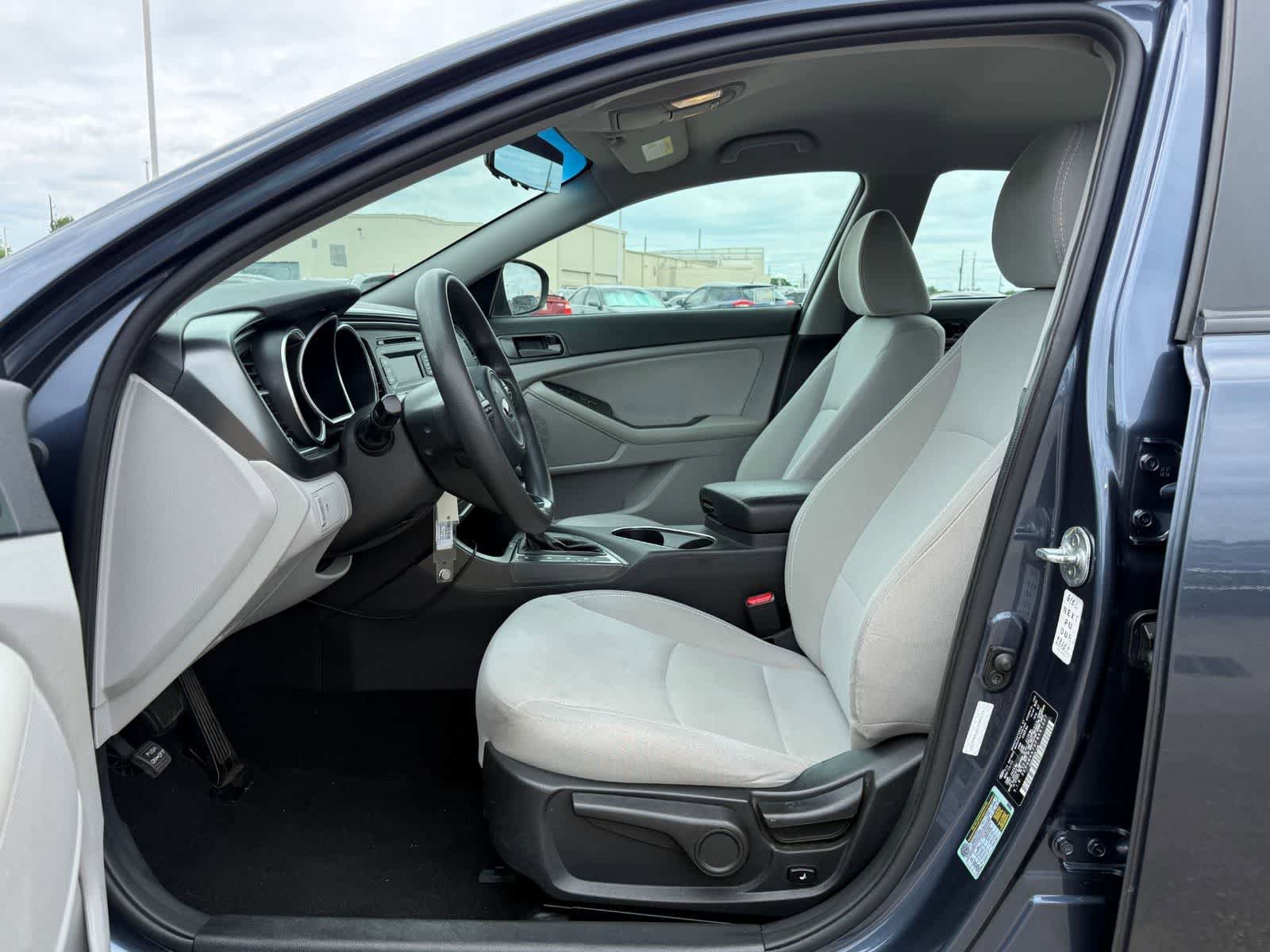 Used 2015 Kia Optima LX FWD image 16