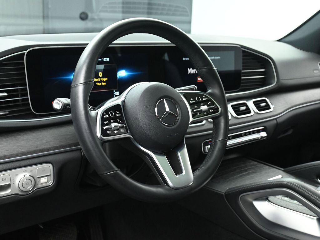 Used 2022 Mercedes-Benz GLS 450 4MATIC image 31