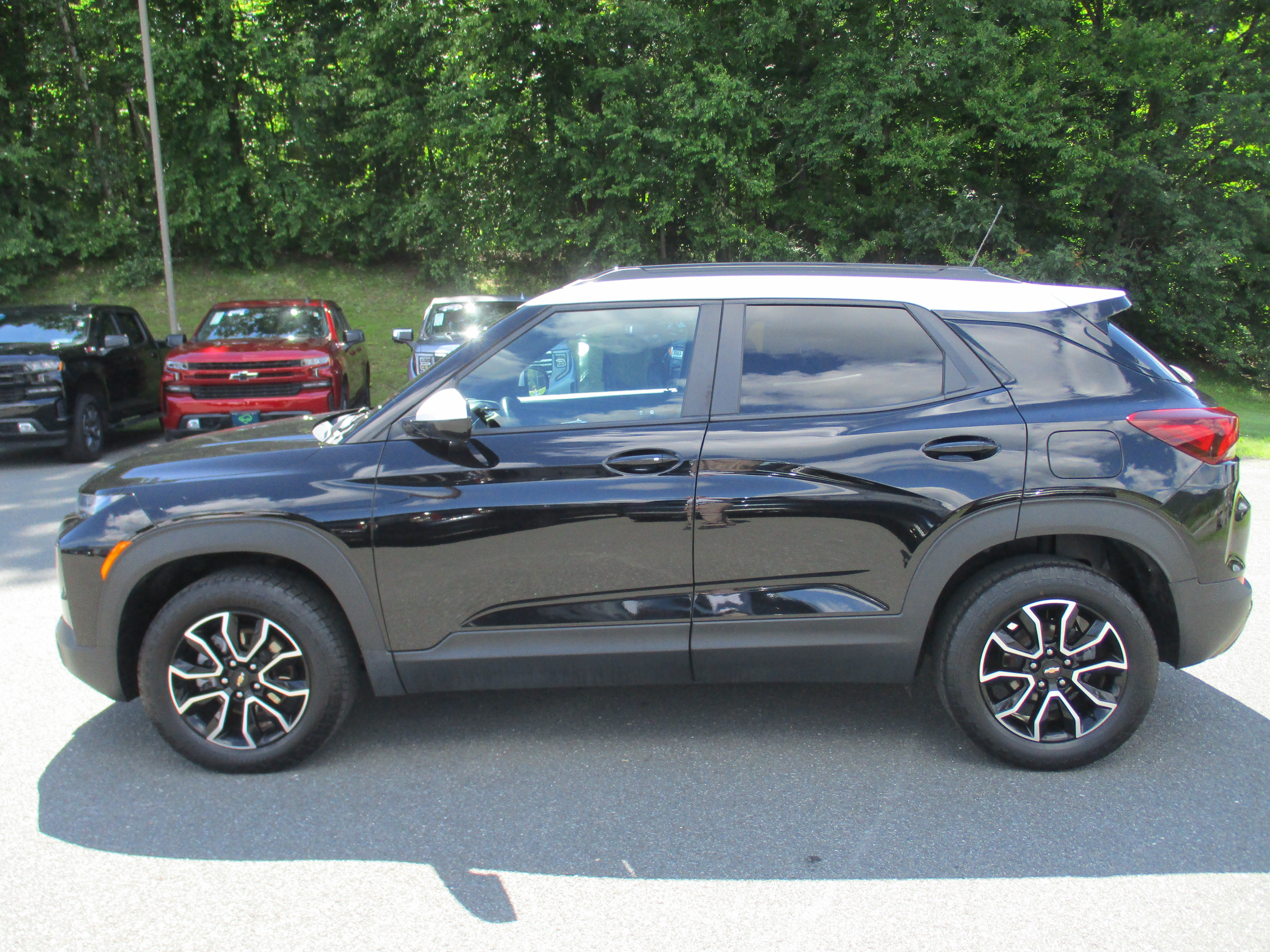 Certified 2021 Chevrolet TrailBlazer ACTIV w/ Convenience Package AWD/4WD image 8
