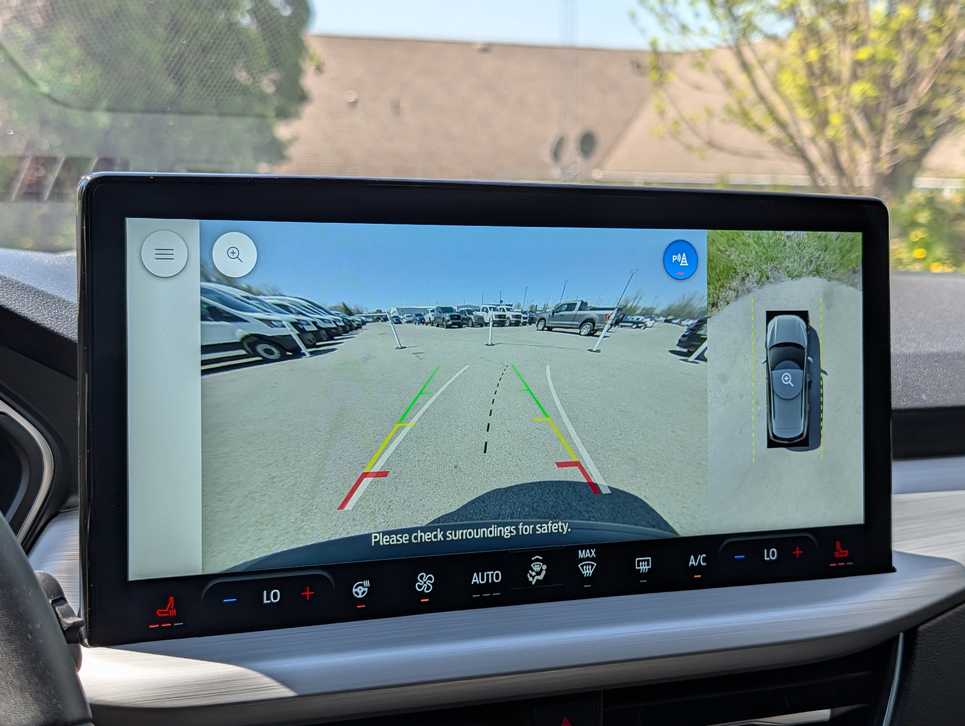 Used 2026 Ford Escape SE w/ PHEV Premium Package image 21