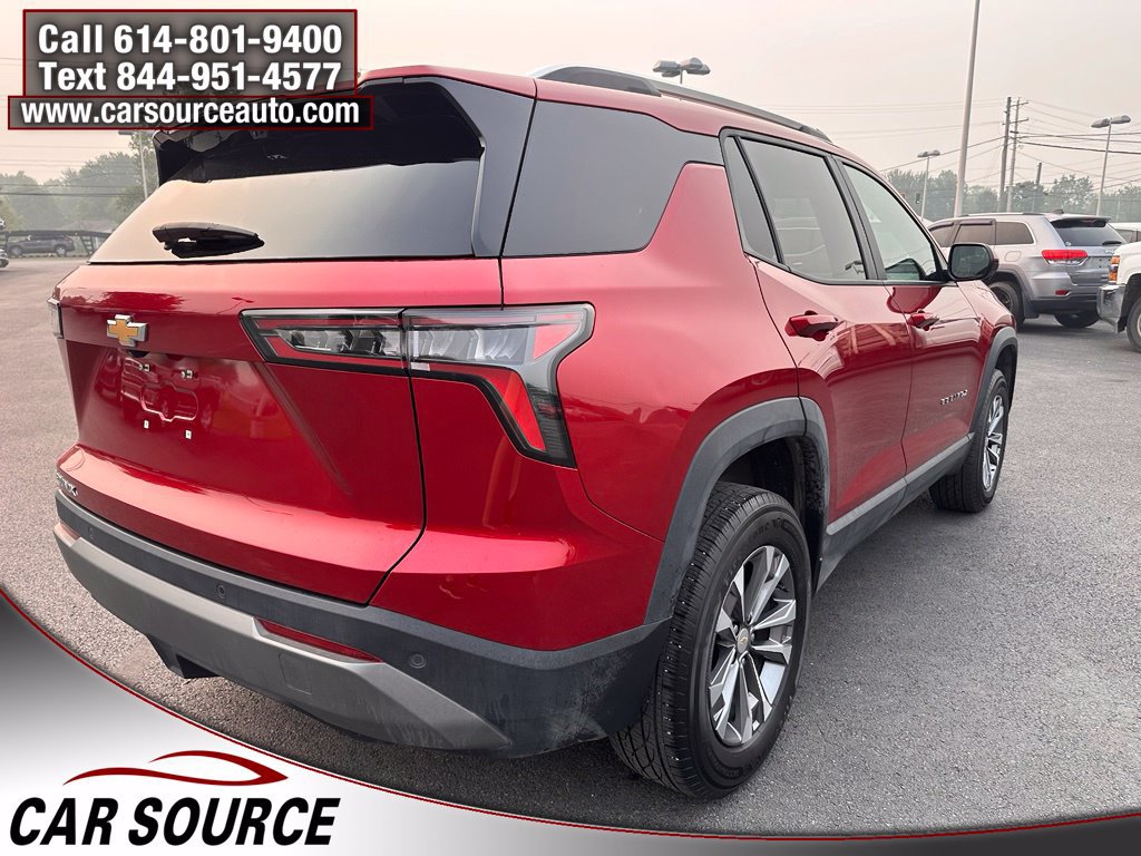Used 2025 Chevrolet Equinox LT w/ Convenience Package II FWD image 6