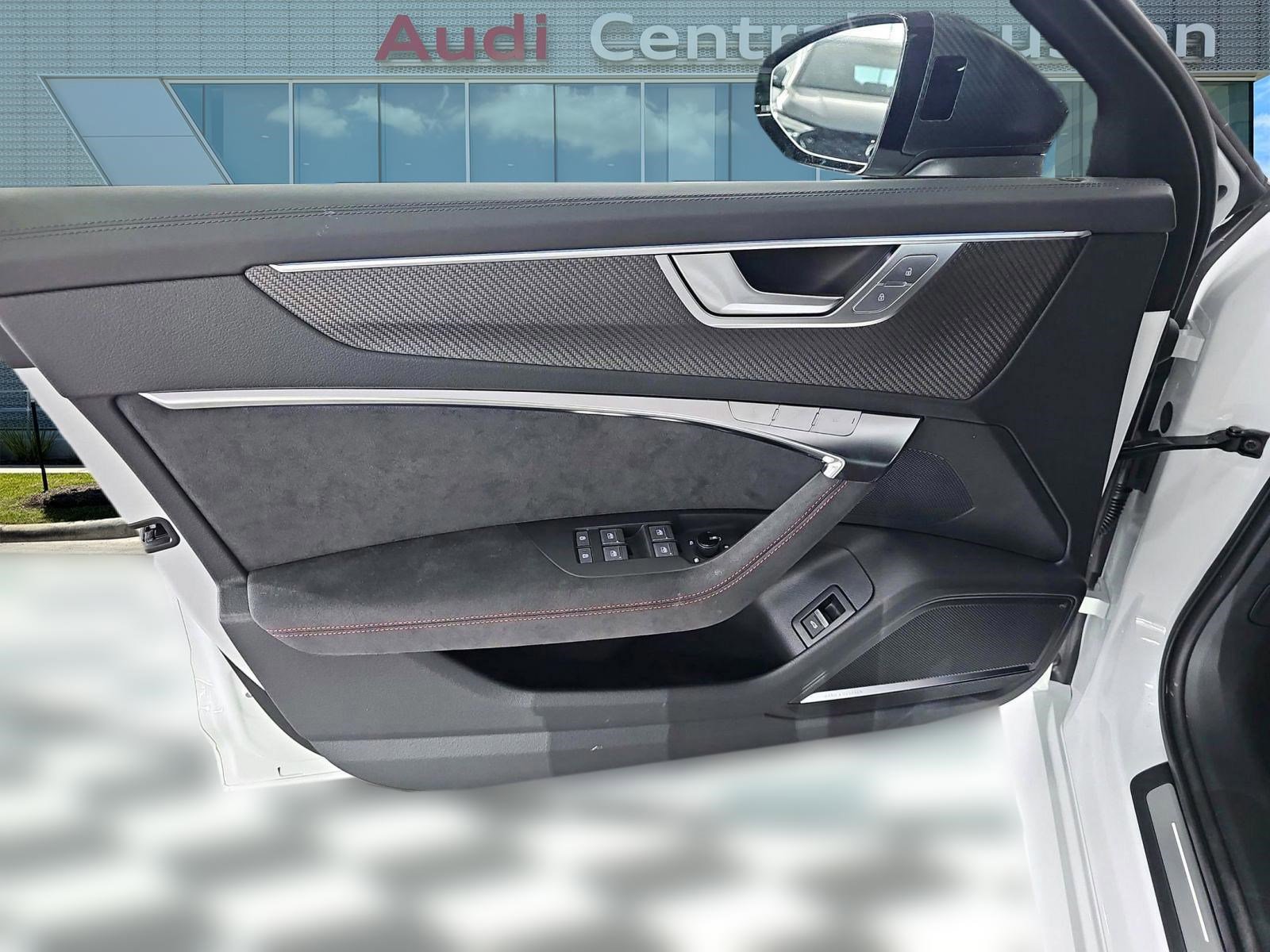 New 2025 Audi RS 6 performance image 21