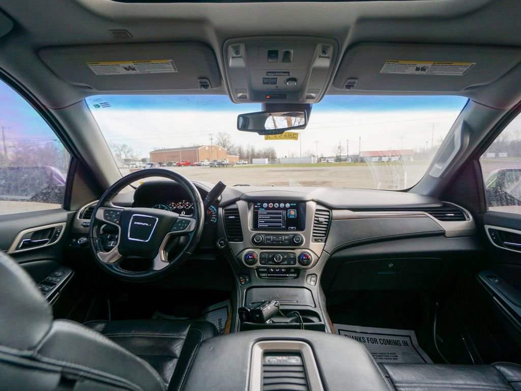 Used 2019 GMC Yukon XL Denali w/ Denali Ultimate Package image 17