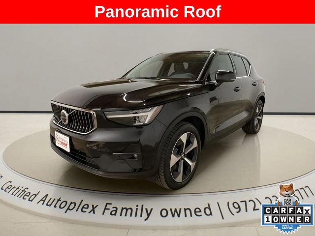 Used 2025 Volvo XC40 B5 Plus image 1