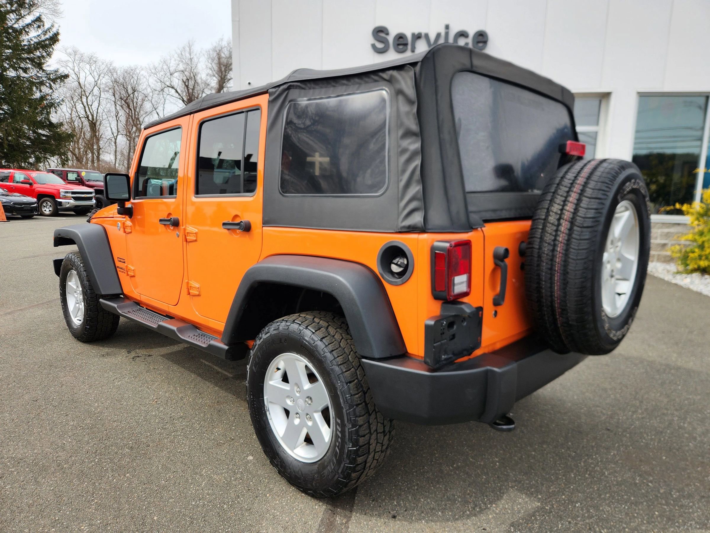 Used 2013 Jeep Wrangler Unlimited Sport AWD/4WD image 12