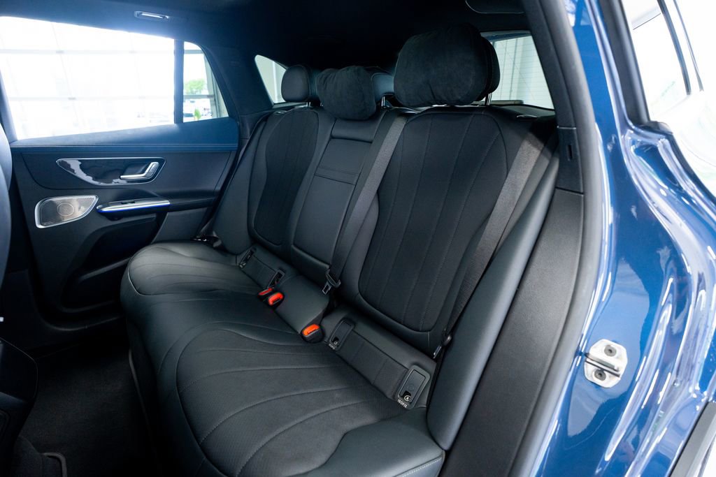 Used 2025 Mercedes-Benz EQE 350+ SUV image 40